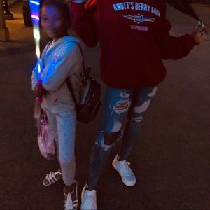 Meet your Posher, Queen